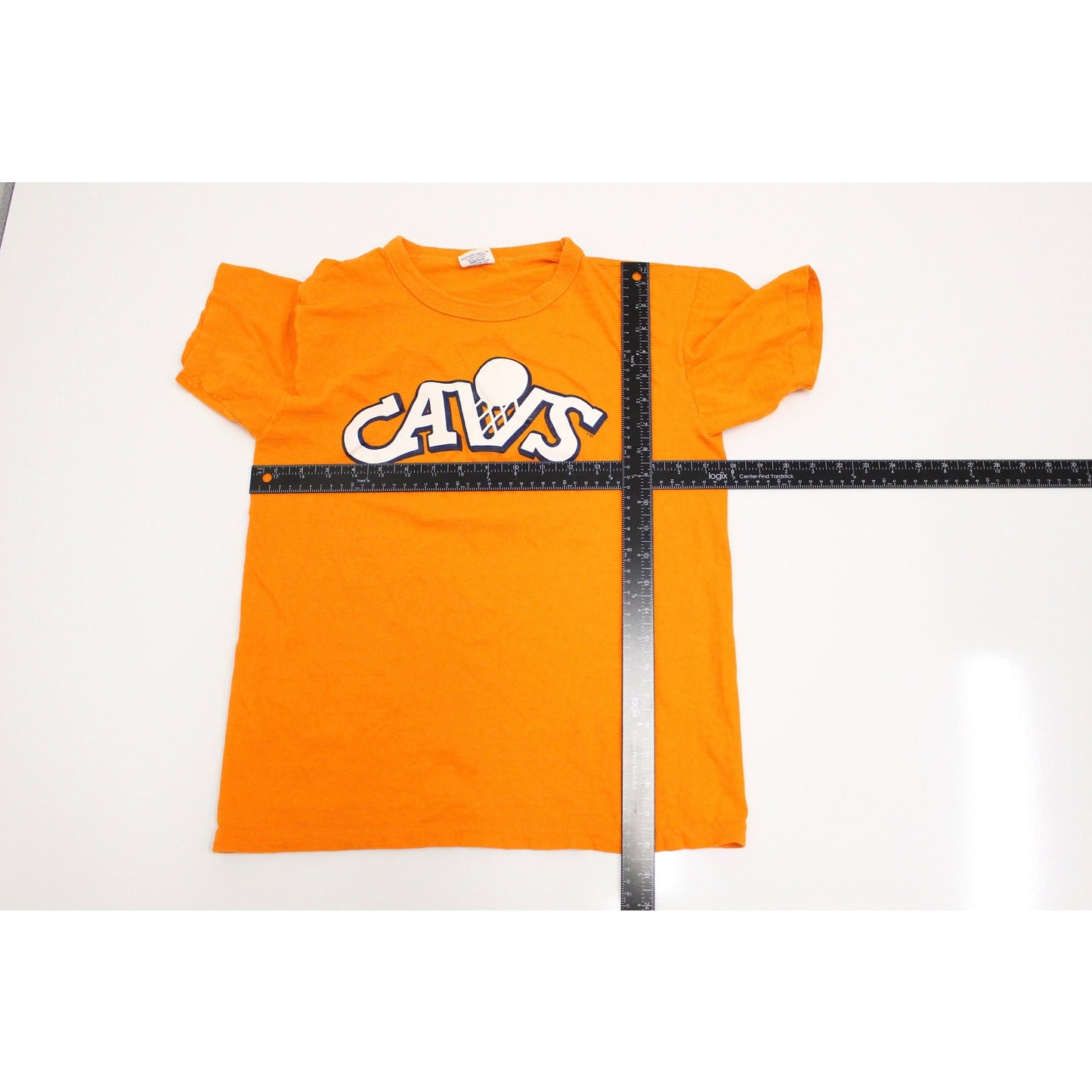 Vintage Cleveland Cavs Cavaliers Basketball T Shirt Medium