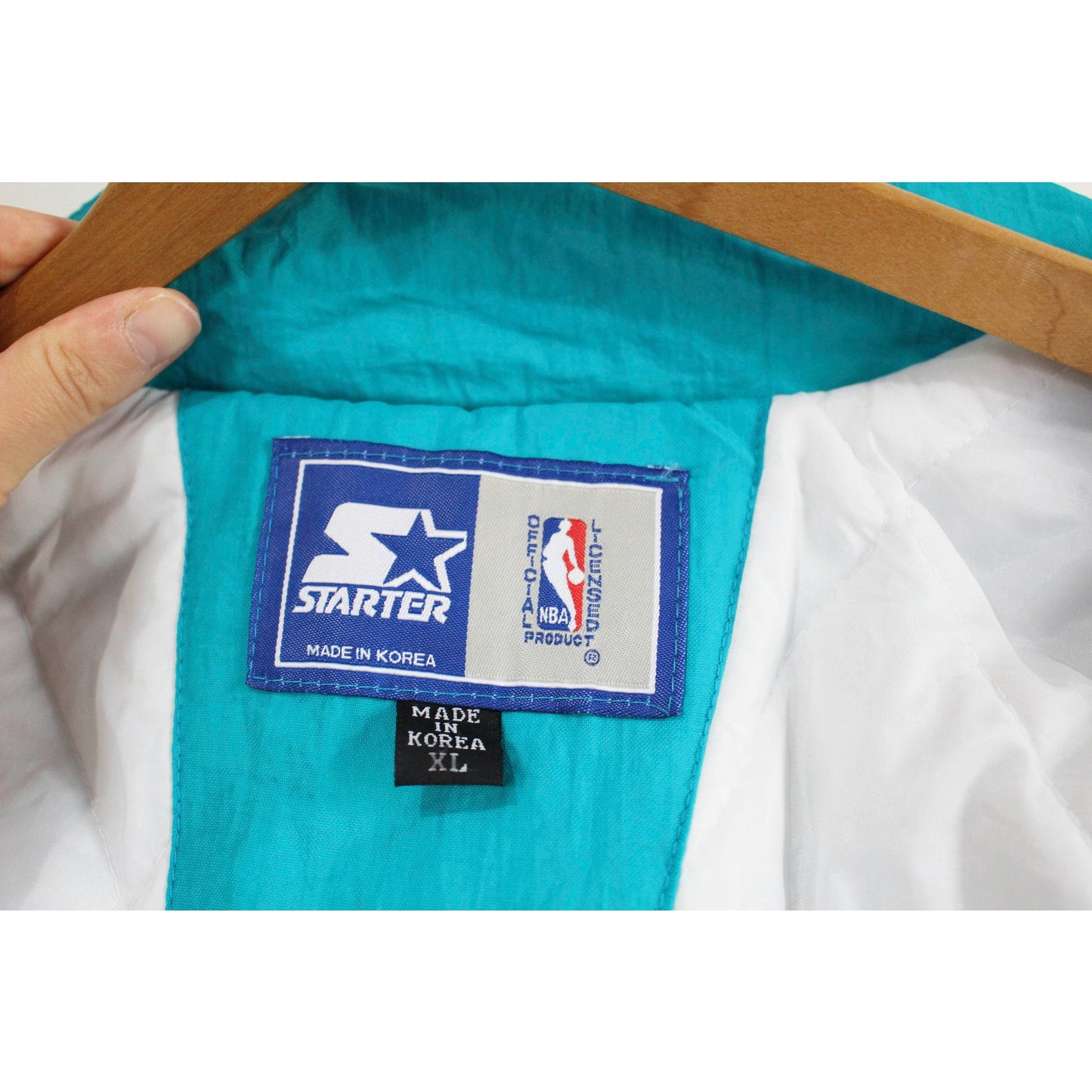 Vintage North Carolina Charlotte Hornets Basketball NBA Starter Jacket Parka XL
