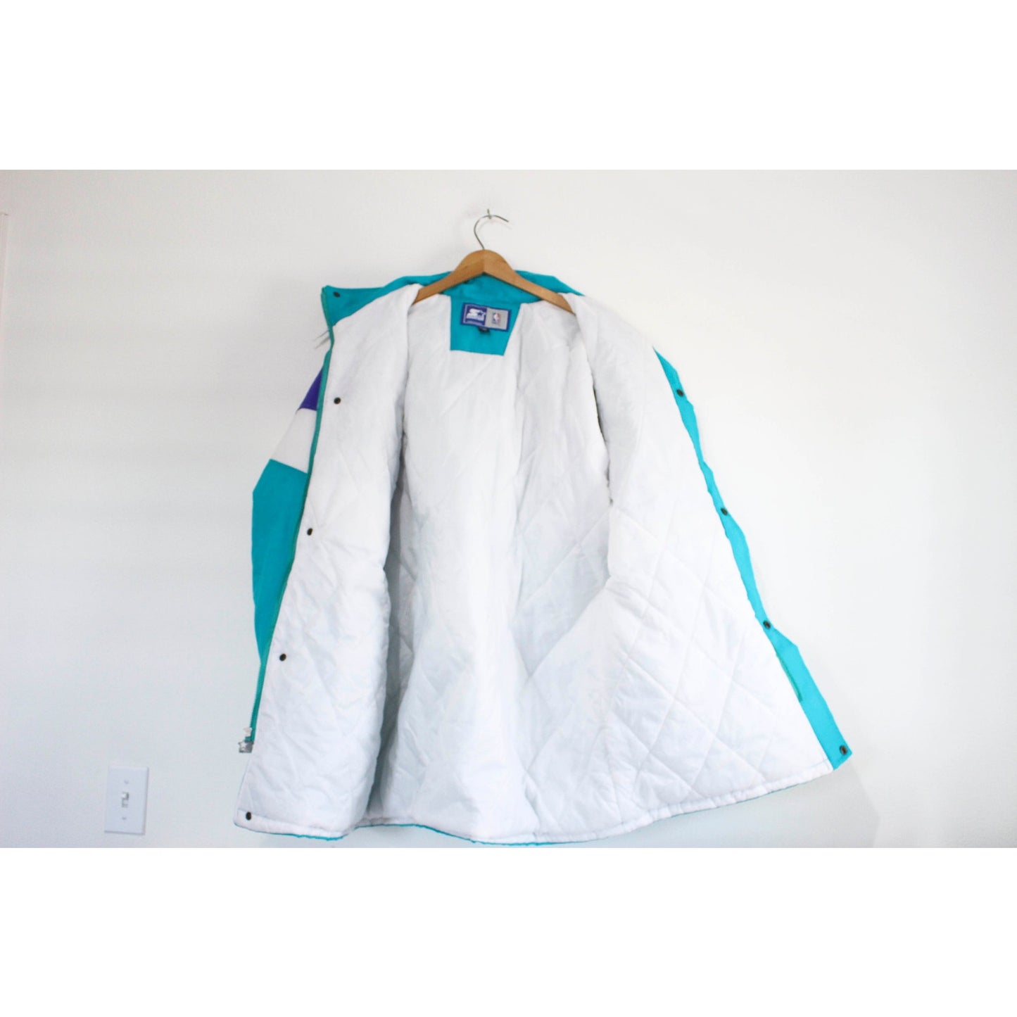 Vintage North Carolina Charlotte Hornets Basketball NBA Starter Jacket Parka XL