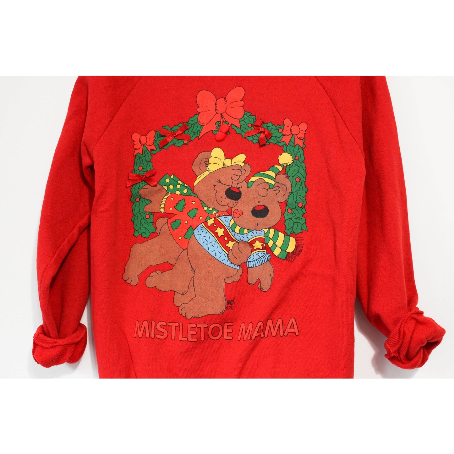 Vintage Red Mistletoe Mama Christmas Holiday Sweatshirt Large