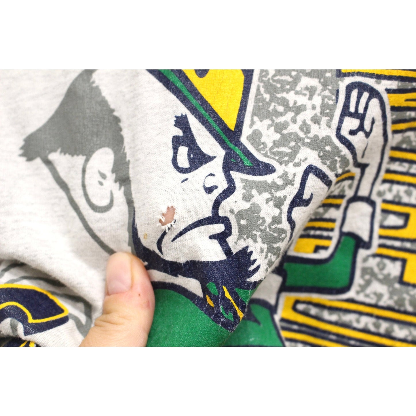 Vintage Kids University of Notre Dame Fighting Irish Hooded T Shirt Youth Large