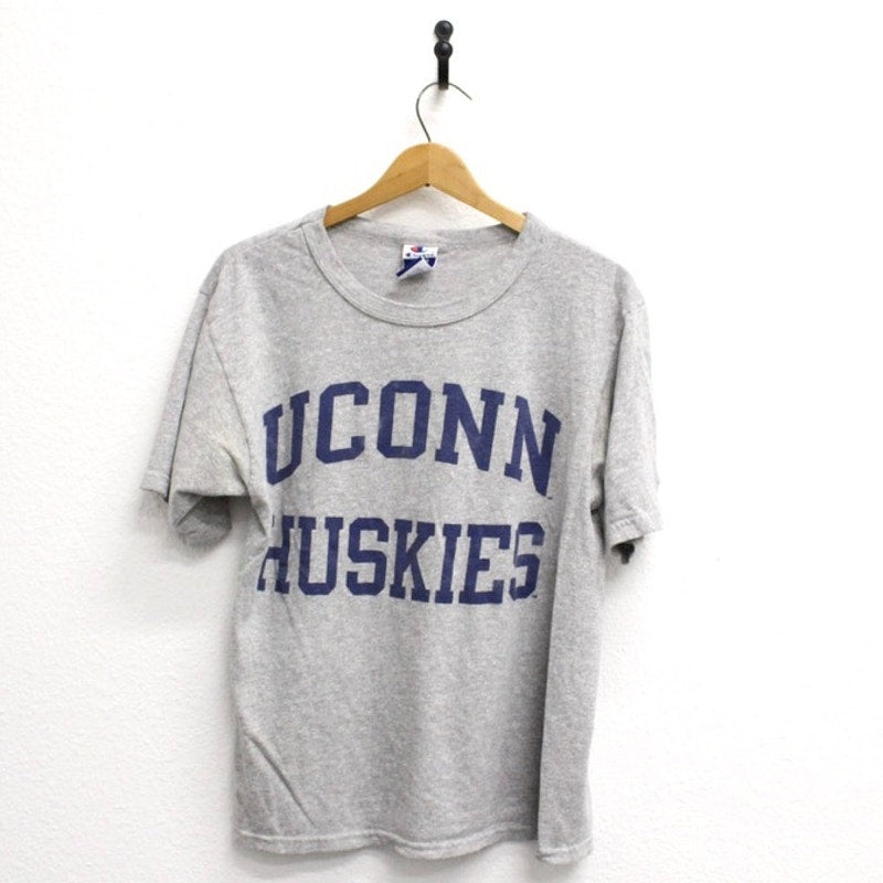 Vintage University of Connecticut Huskies T Shirt Medium