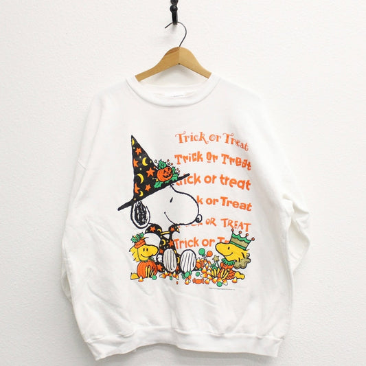 Vintage Snoopy Trick or Treat Halloween Sweatshirt XL