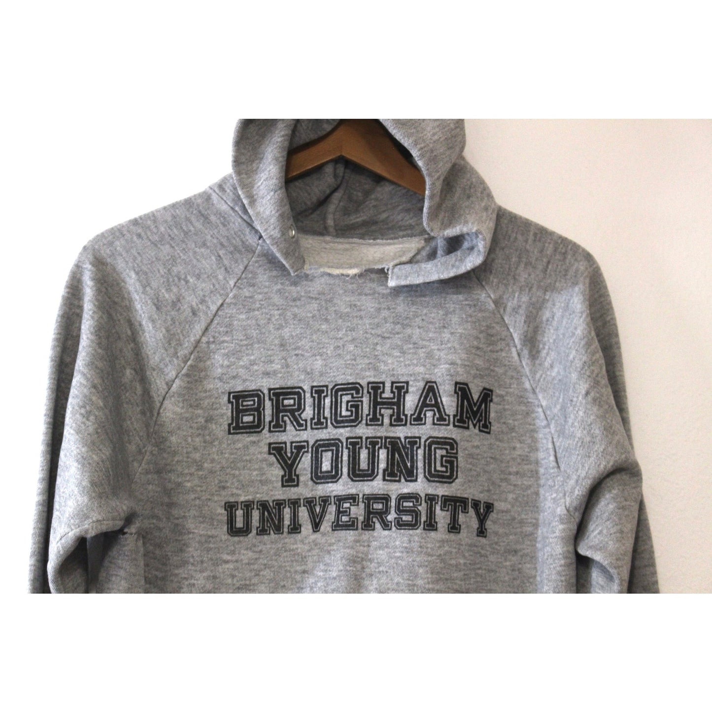 Vintage Brigham Young University BYU Cougars Hooded Sweatshirt Medium