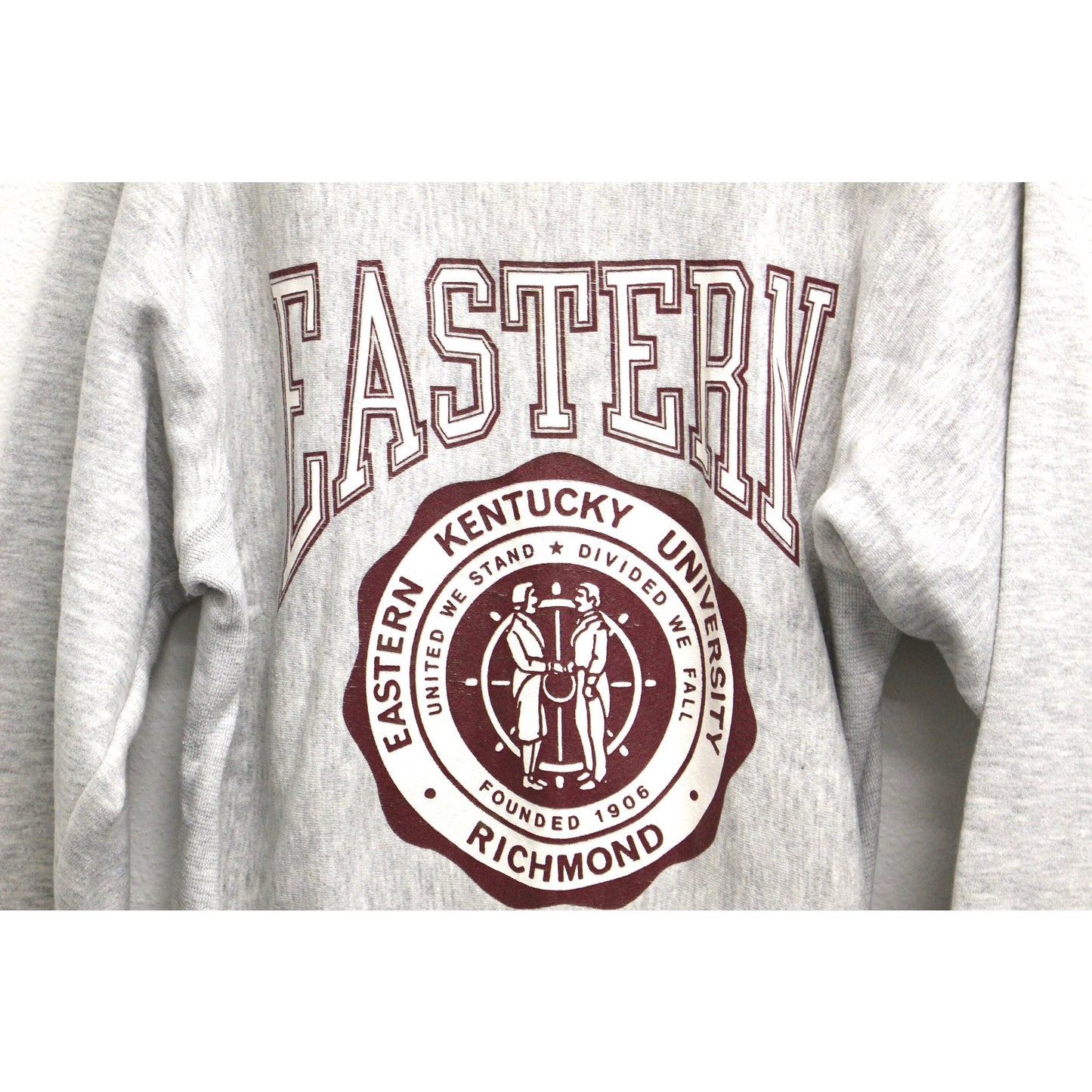 Vintage Eastern Kentucky University Sweatshirt Medium