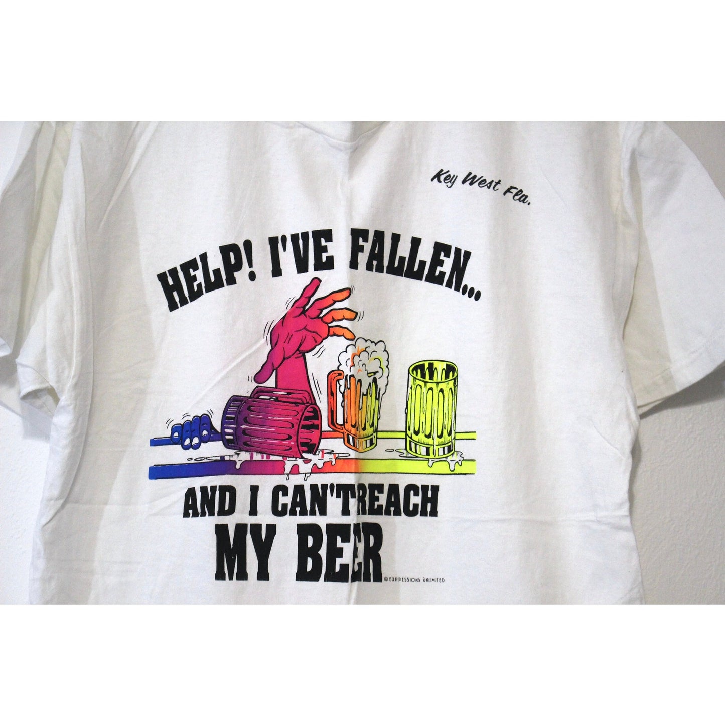 Vintage Help I Can't Reach My Beer Key West Florida T Shirt XL