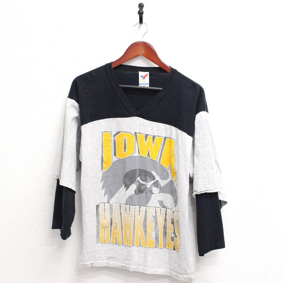 Vintage University of Iowa Hawkeyes T Shirt Large