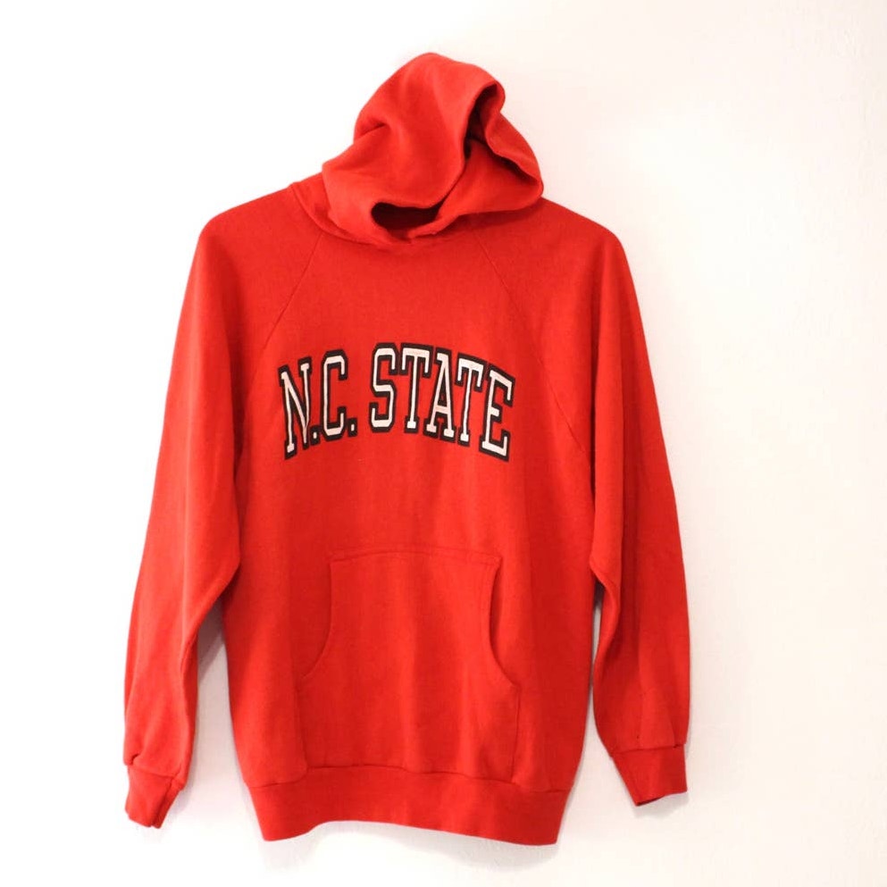 Vintage North Carolina State University Wolfpack Hooded Sweatshirt Medium